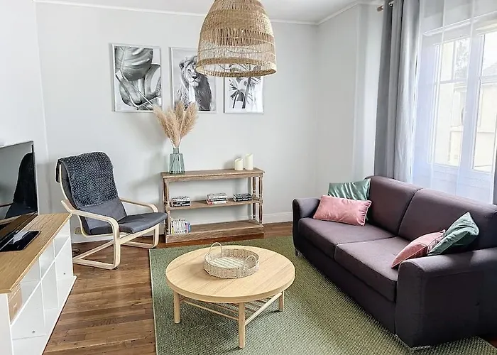 Le Raphaelle - Centre Apartment